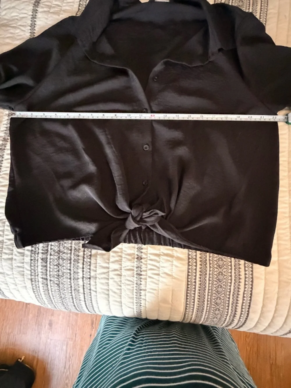 Simply Vera Vera Wang Black Button-Front Tie-Hem Blouse - Picture 5 of 5